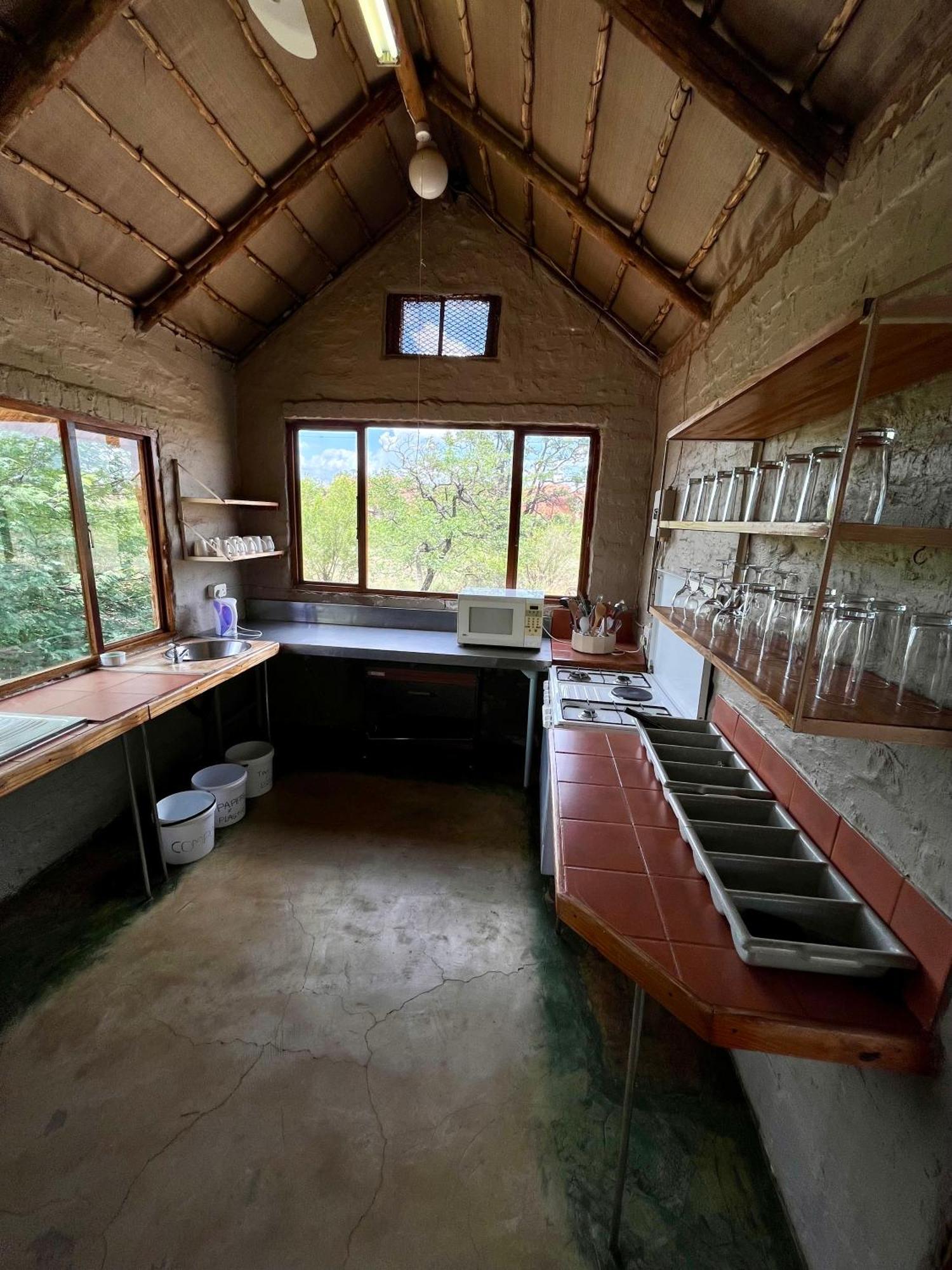 Kaoxa Bush Camp Hotel Alldays Kültér fotó